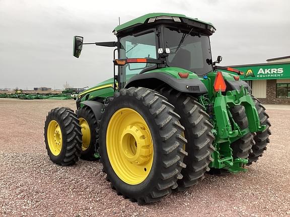 Image of John Deere 8R 250 equipment image 2