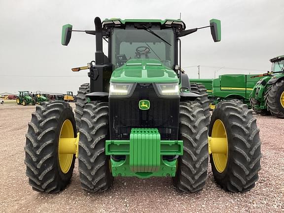 Image of John Deere 8R 250 equipment image 1