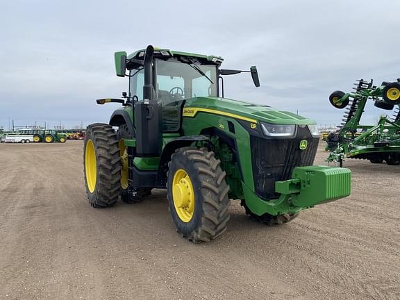Image of John Deere 8R 250 equipment image 1