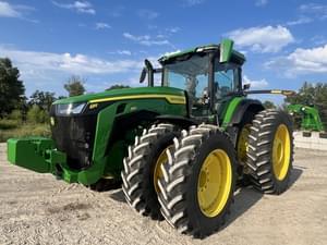 2024 John Deere 8R 250 Image