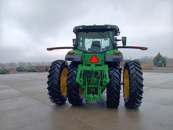 Image of John Deere 8R 250 equipment image 3