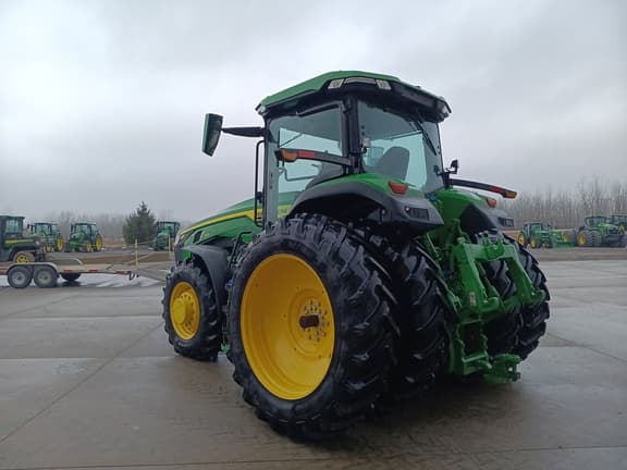 Image of John Deere 8R 250 equipment image 4