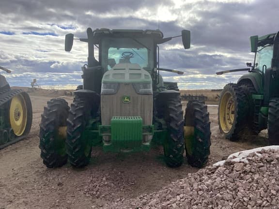 Image of John Deere 8R 250 equipment image 2