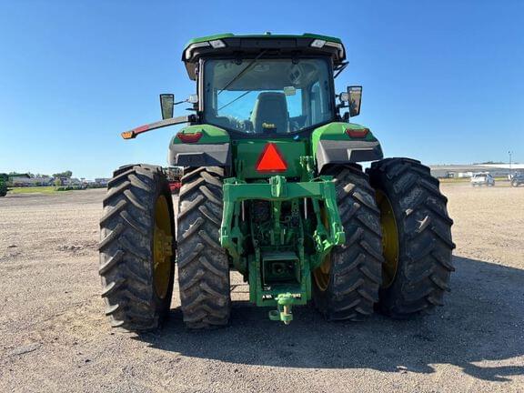 Image of John Deere 8R 250 equipment image 3