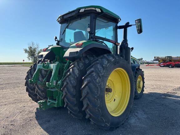 Image of John Deere 8R 250 equipment image 4