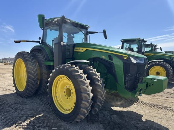Image of John Deere 8R 250 equipment image 1