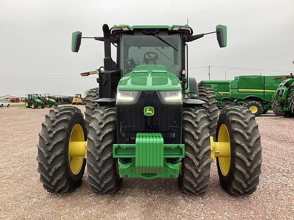 Image of John Deere 8R 250 equipment image 1
