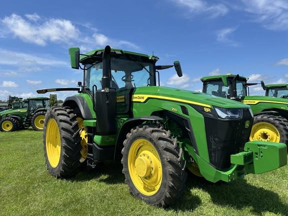 Image of John Deere 8R 250 equipment image 4