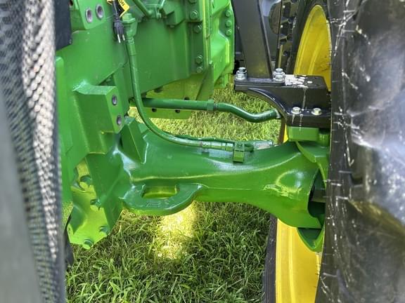 Image of John Deere 8R 250 equipment image 2