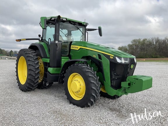 2024 John Deere 8R 250 Equipment Image0
