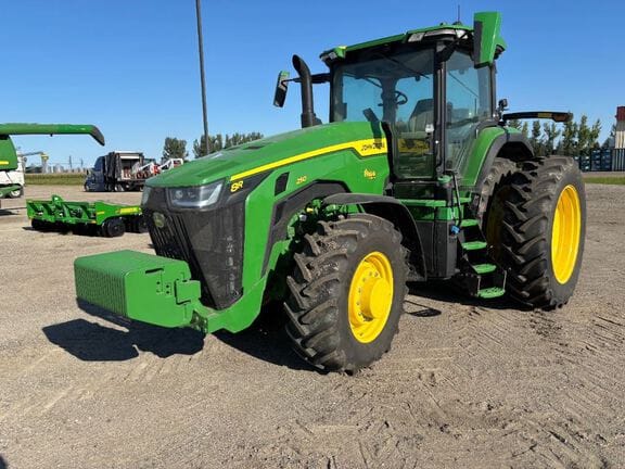 2024 John Deere 8R 250 Equipment Image0
