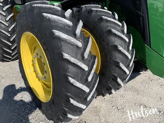 Image of John Deere 8R 250 equipment image 1