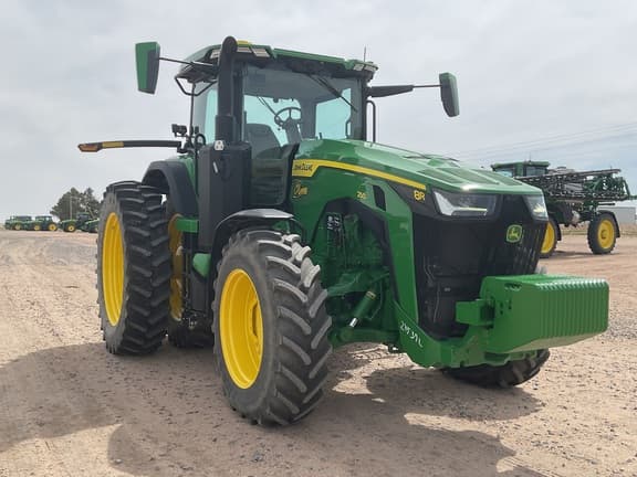 Image of John Deere 8R 250 equipment image 3