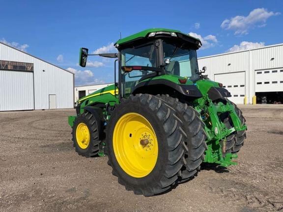 Image of John Deere 8R 250 equipment image 2