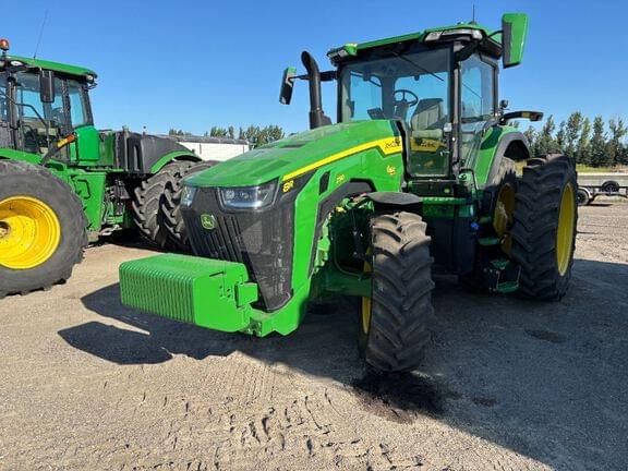 Image of John Deere 8R 250 equipment image 2