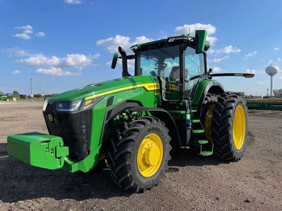 Main image John Deere 8R 250