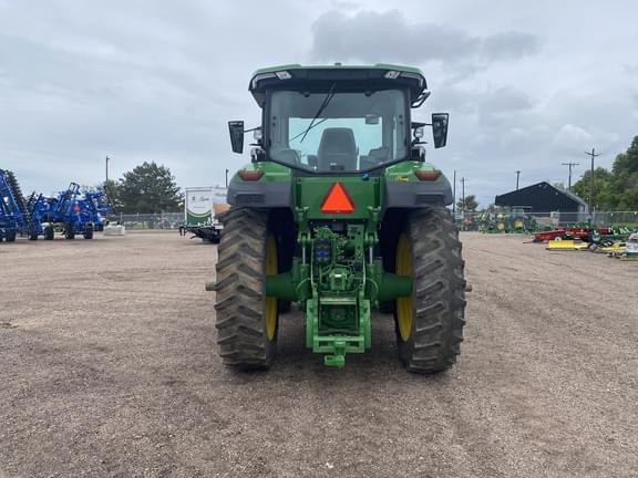 Image of John Deere 8R 250 equipment image 4
