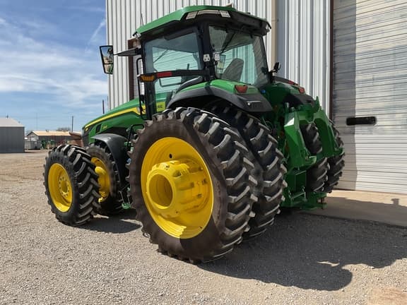 Image of John Deere 8R 250 equipment image 2