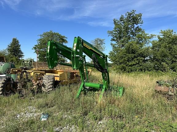 Image of John Deere 8R 250 equipment image 1