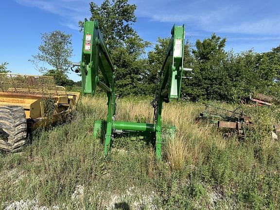 Image of John Deere 8R 250 equipment image 2