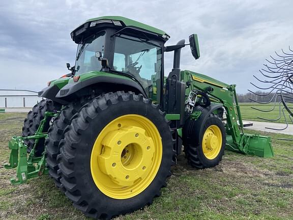 Image of John Deere 8R 250 equipment image 4