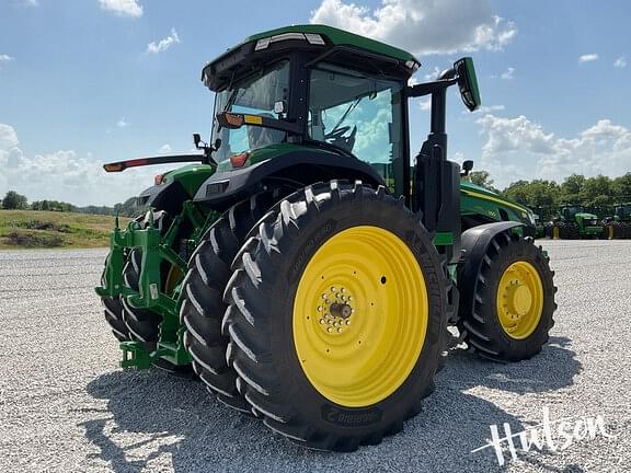 Image of John Deere 8R 250 equipment image 2