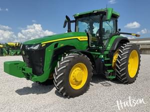 2024 John Deere 8R 250 Image