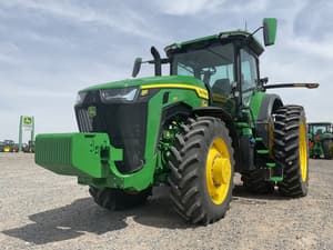 2024 John Deere 8R 250 Image