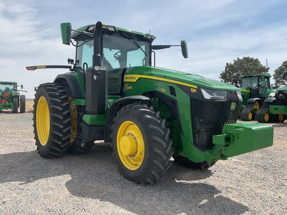 Image of John Deere 8R 250 equipment image 3