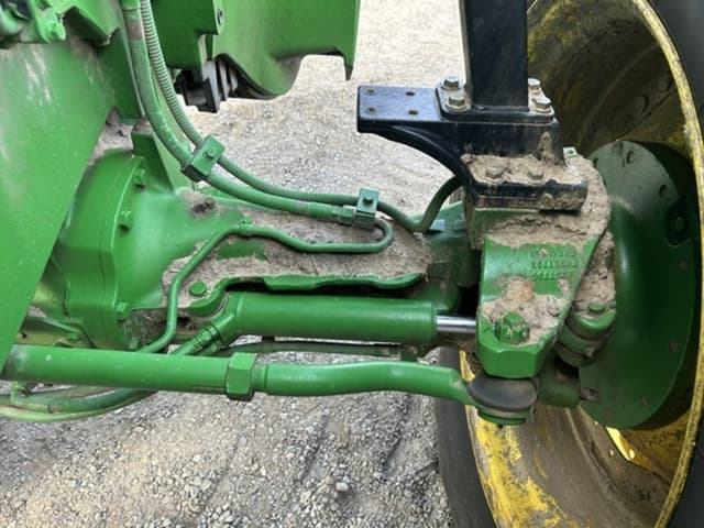 Image of John Deere 8R 250 equipment image 2