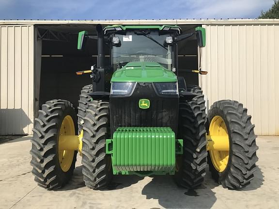 Image of John Deere 8R 250 equipment image 1