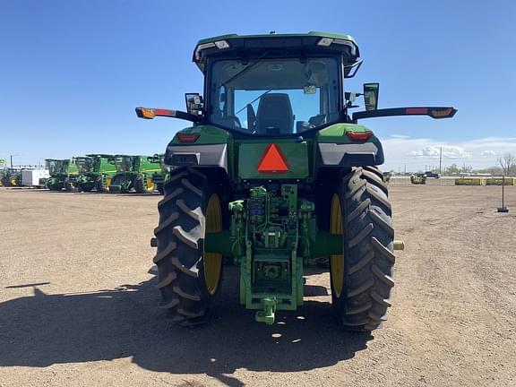 Image of John Deere 8R 250 equipment image 4