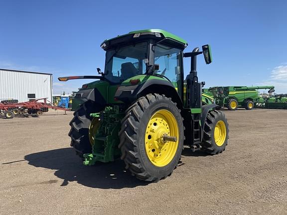 Image of John Deere 8R 250 equipment image 3