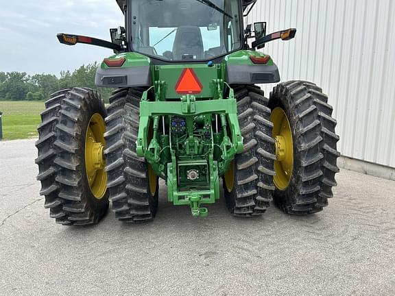 Image of John Deere 8R 250 equipment image 3