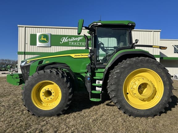 Image of John Deere 8R 250 equipment image 1
