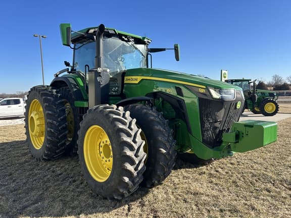 Image of John Deere 8R 250 equipment image 3
