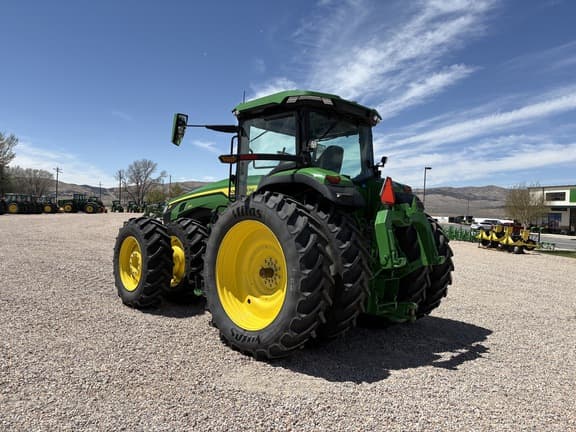 Image of John Deere 8R 250 equipment image 2