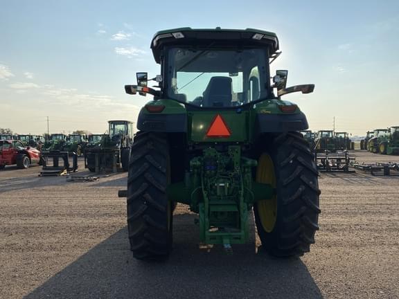 Image of John Deere 8R 250 equipment image 4