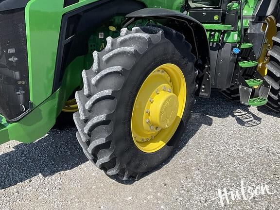 Image of John Deere 8R 250 equipment image 4