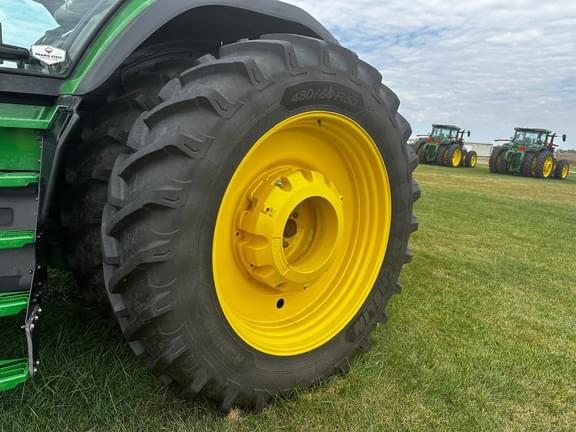 Image of John Deere 8R 280 equipment image 2