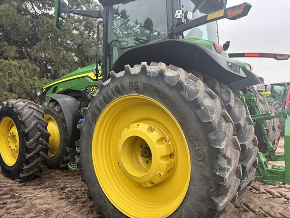 Image of John Deere 8R 280 equipment image 2