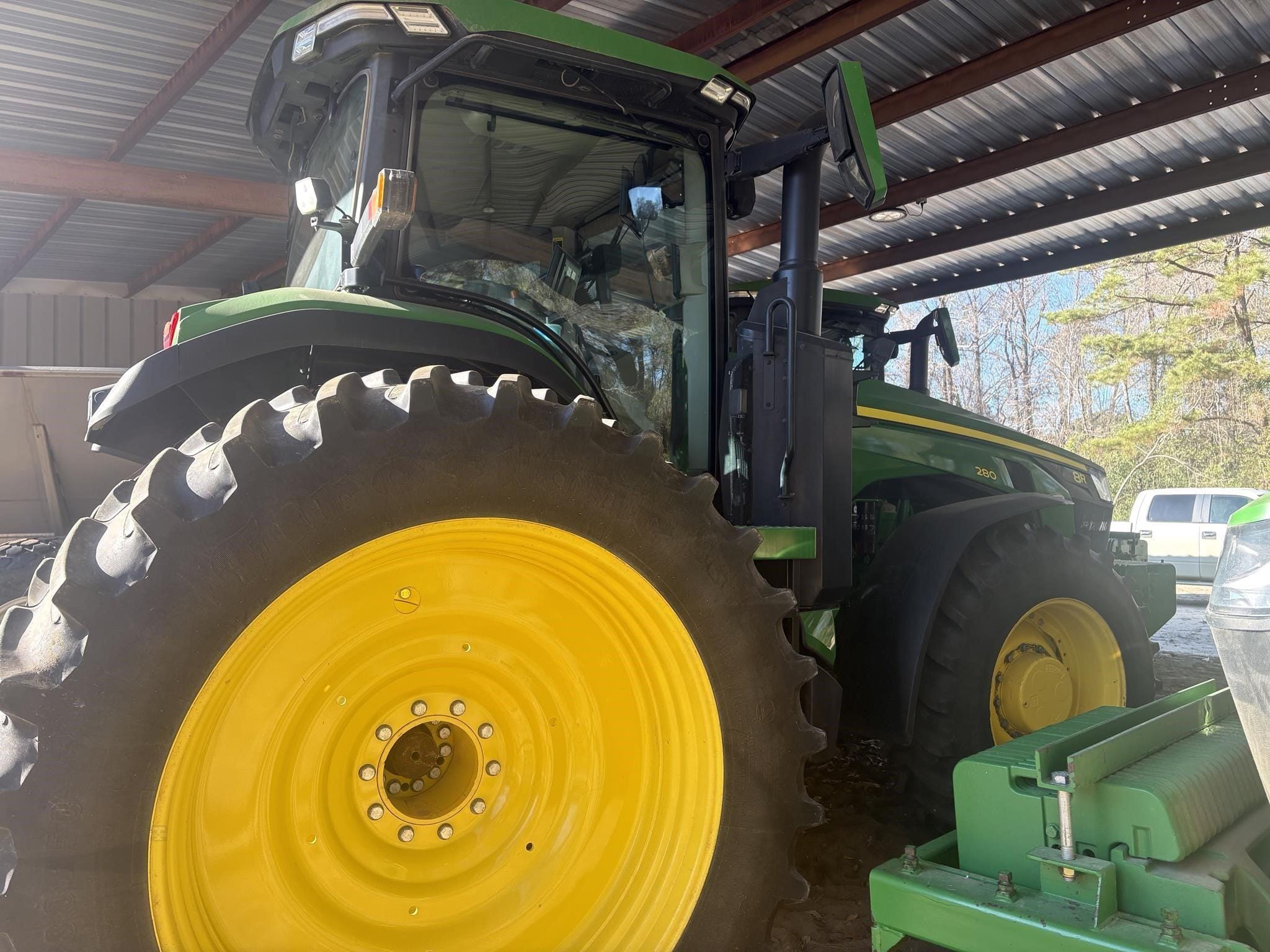 2024 John Deere 8R 280 Equipment Image0