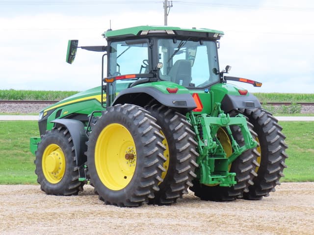 Image of John Deere 8R 280 equipment image 2