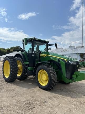 Image of John Deere 8R 280 equipment image 4