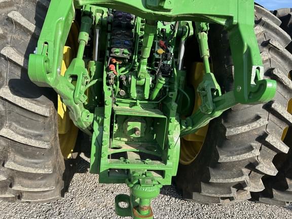 Image of John Deere 8R 280 equipment image 2