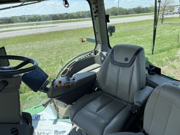 Image of John Deere 8R 280 equipment image 4