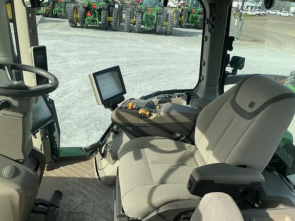 Image of John Deere 8R 280 equipment image 3