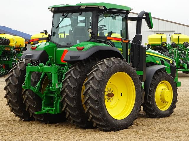 Image of John Deere 8R 280 equipment image 4