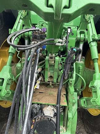 Image of John Deere 8R 280 equipment image 2