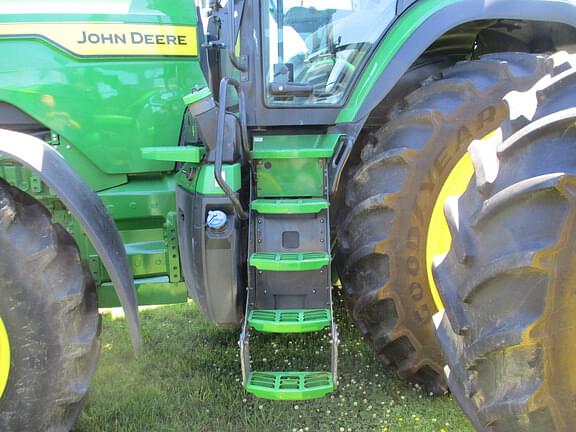 Image of John Deere 8R 280 equipment image 2